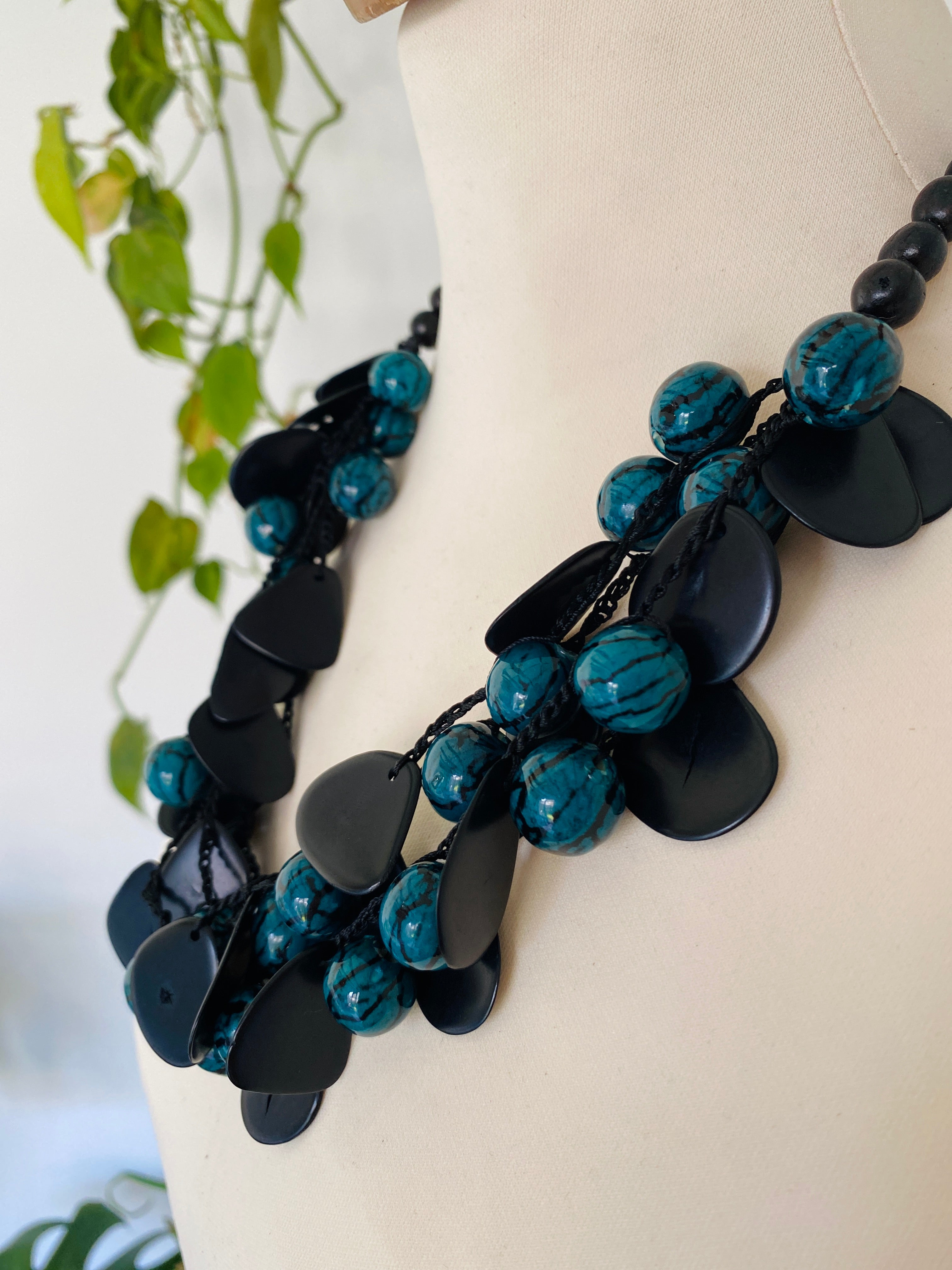 Black & Sea Green Tagua Neckace Set
